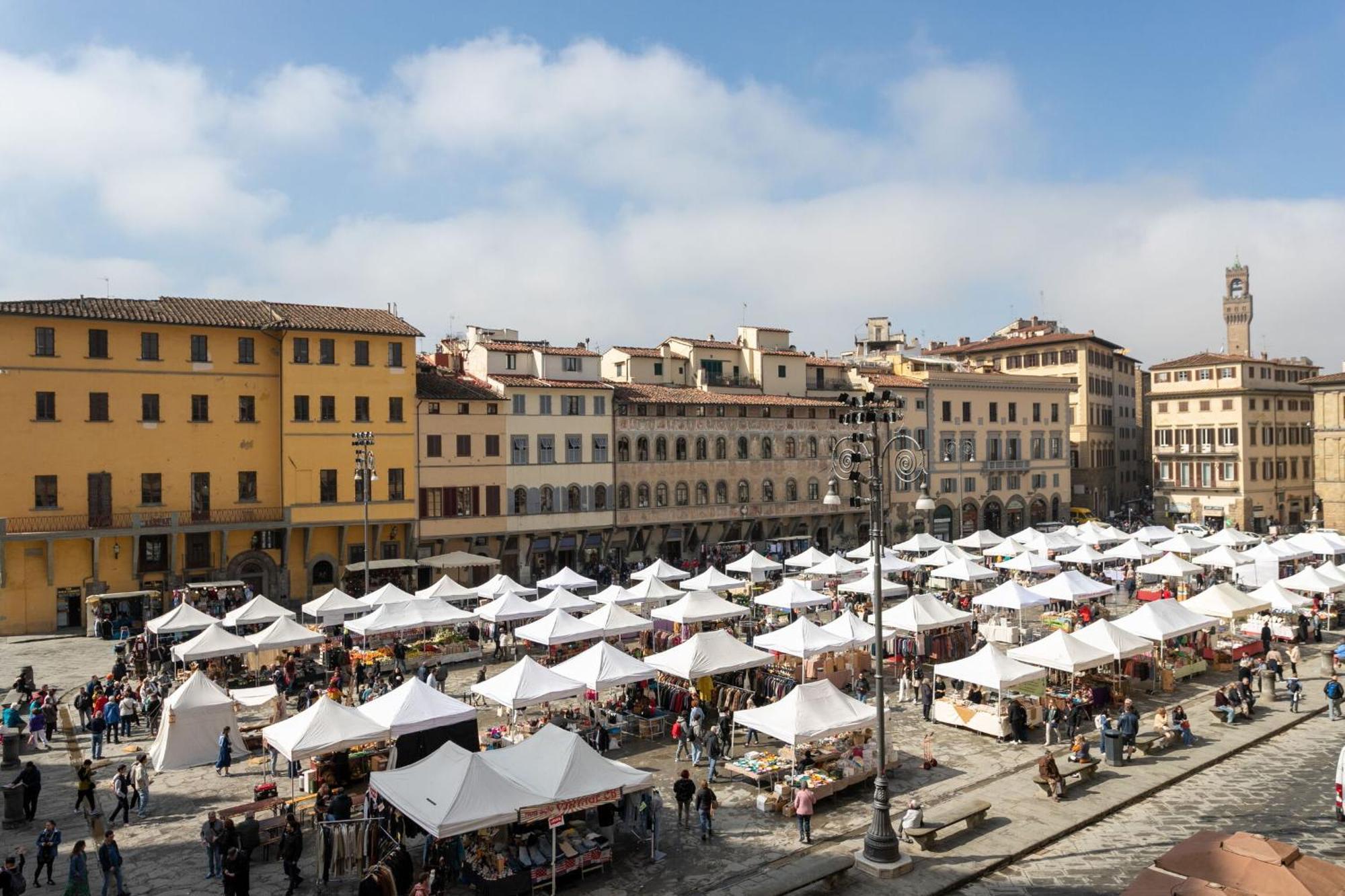 Santa Croce Dante's View With Terrace By Halldis Florencia