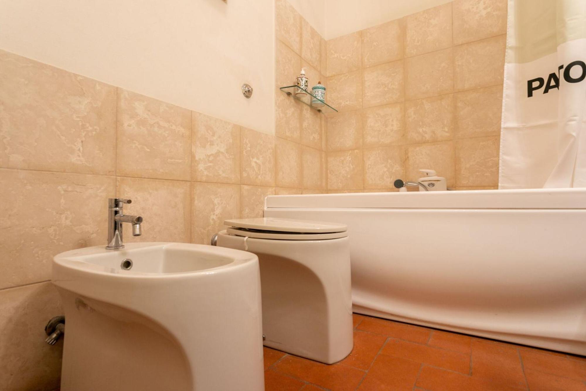 Apartamento Santa Croce Dante's View With Terrace By Halldis Florencia